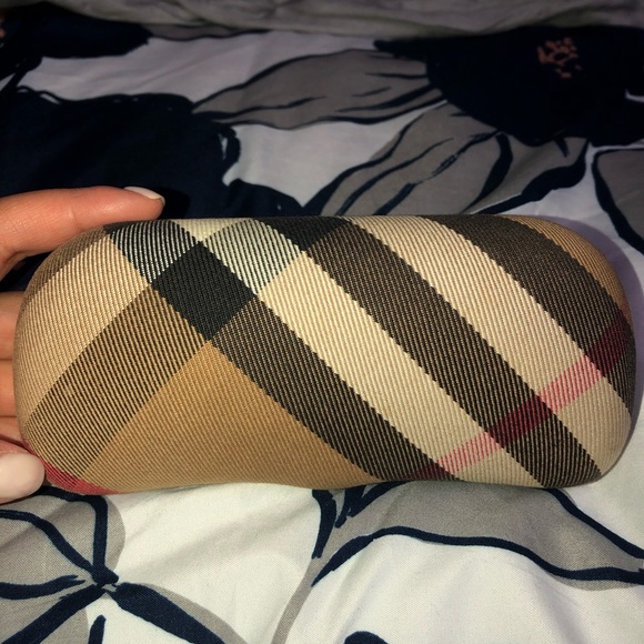 Burberry sun glasses